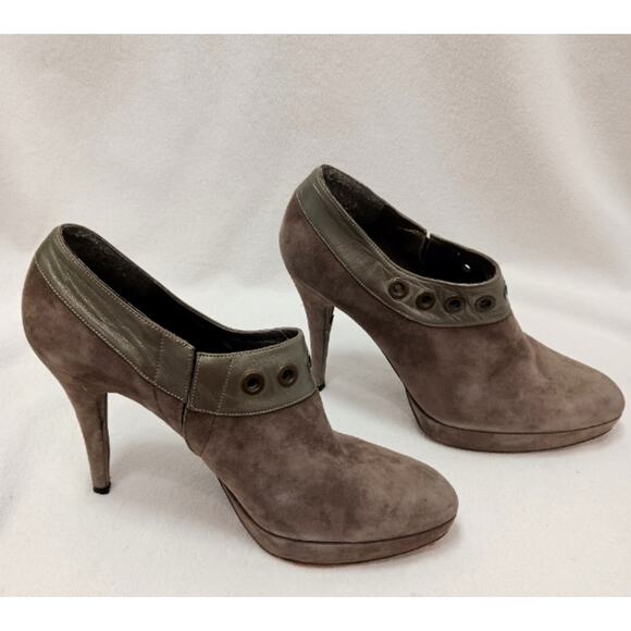 Stuart Weitzman Shoes - Stuart Weitzman Ankle Booties Sz 9 Brown Suede Leather  Modern Moto Barbiecore